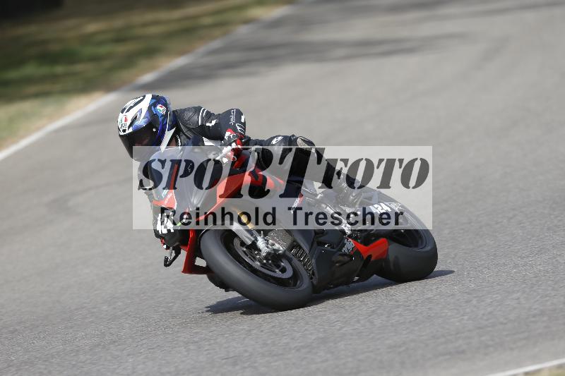 /37 09.08.2026  Pluess Motosport ADR/Freies Fahren/424